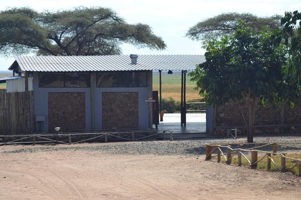 Mwandi View Hotel Kavimba Exterior photo